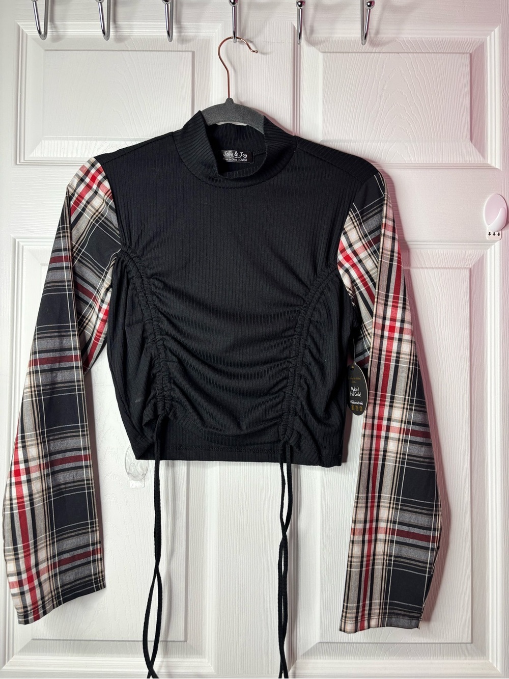 Jolie & Joy Mixed Media Top Black Ribbed Mock Neck Ruched Plaid Sleeves
